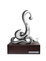Title: Soaring, 2009, Stainless Steel, 28.5x18x37.5 cm 